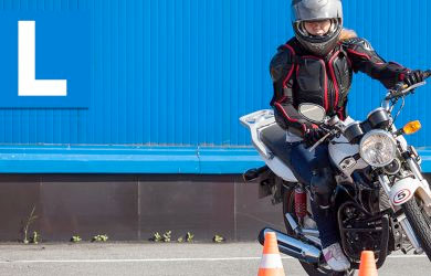 Win Motorrijlessen Pakket bij de Groéselt Zoonder Grens Mega Loterij